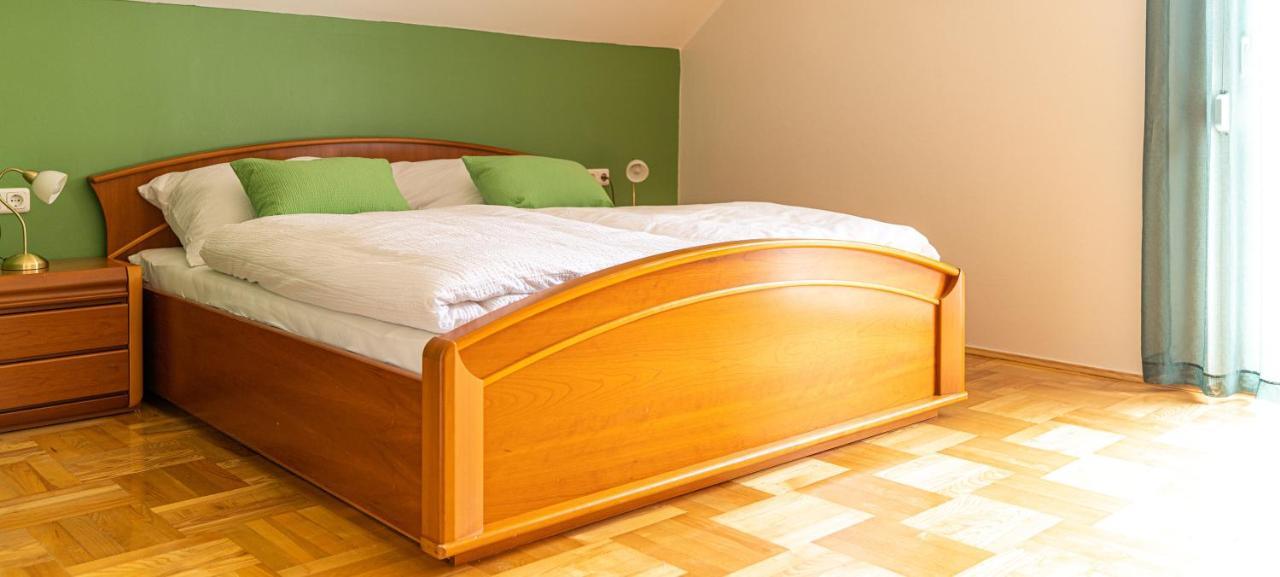 Sittersdorf B&B Goesselsdorfer Seeblick מראה חיצוני תמונה