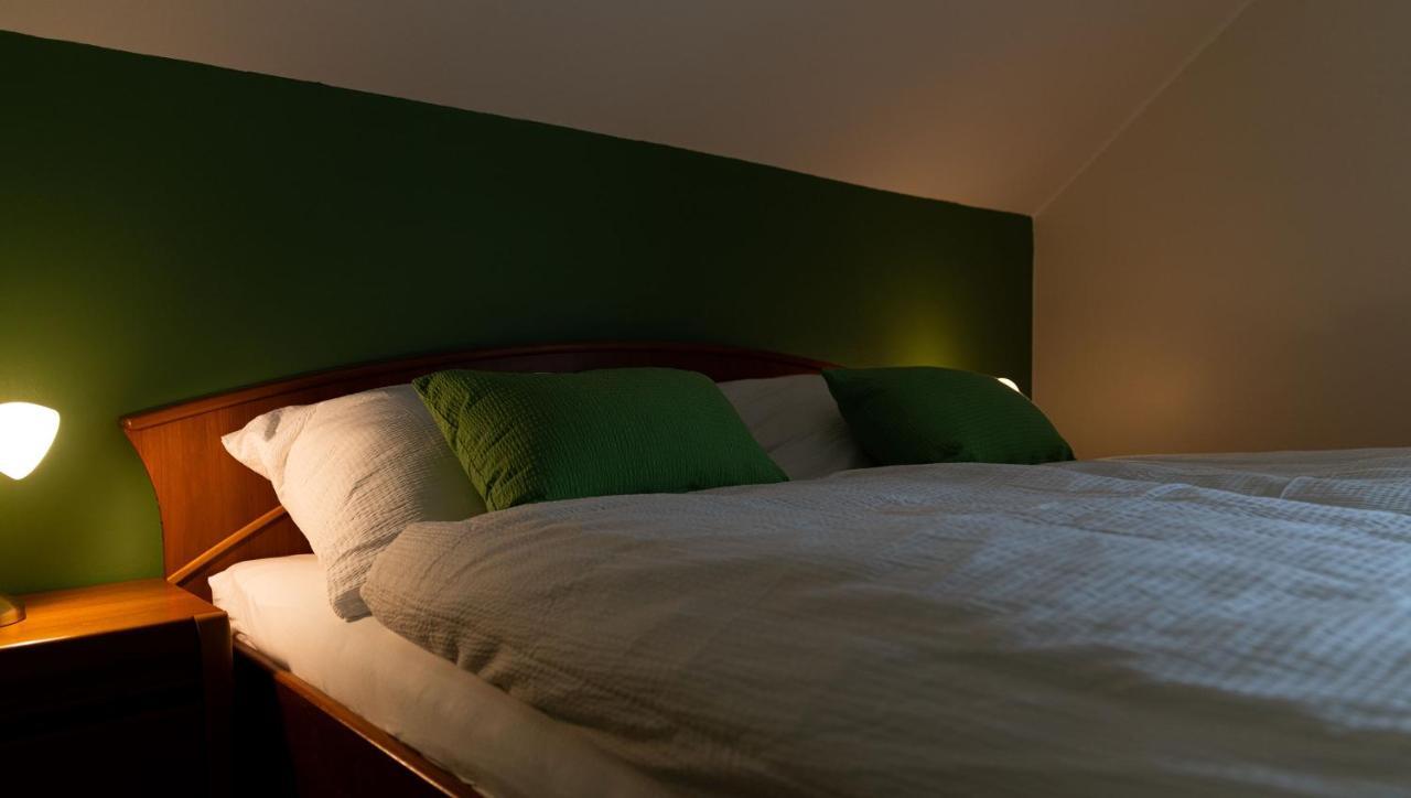 Sittersdorf B&B Goesselsdorfer Seeblick מראה חיצוני תמונה